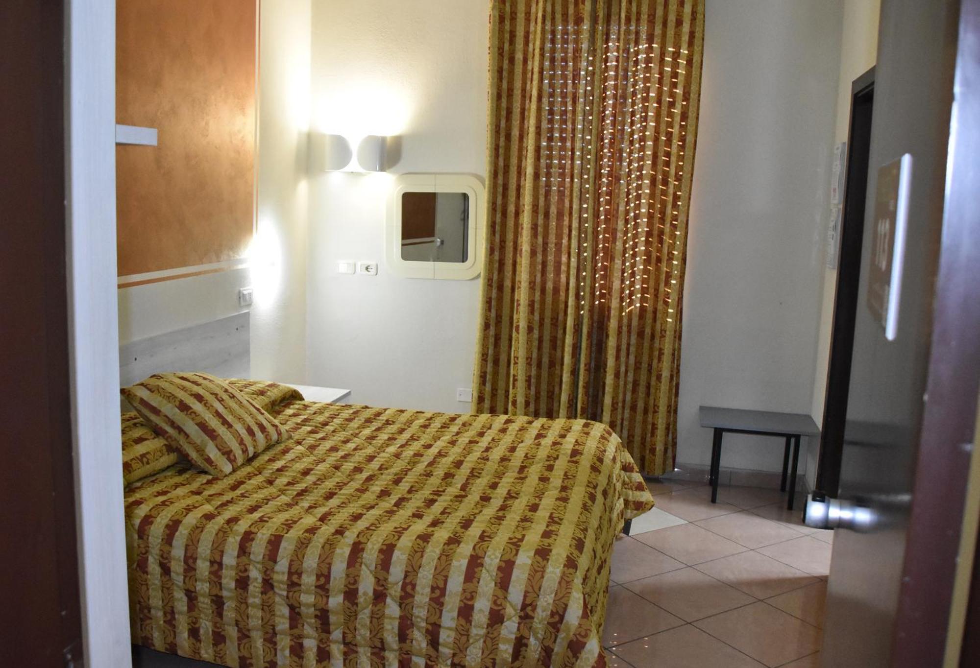 Hotel Il Parco - Parking Free & Restaurant - 3*
