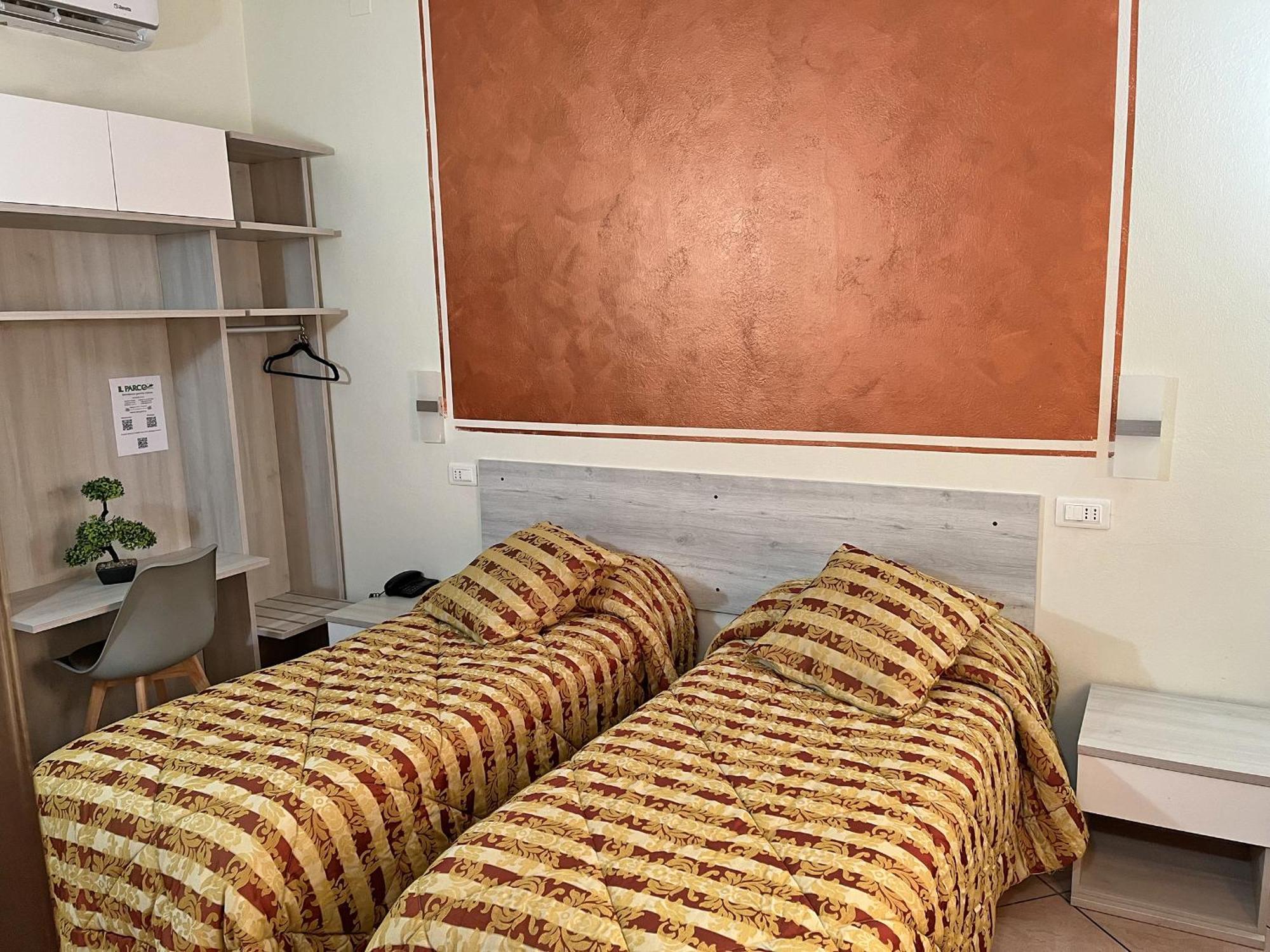 Hotel Il Parco - Parking Free & Restaurant - 3*