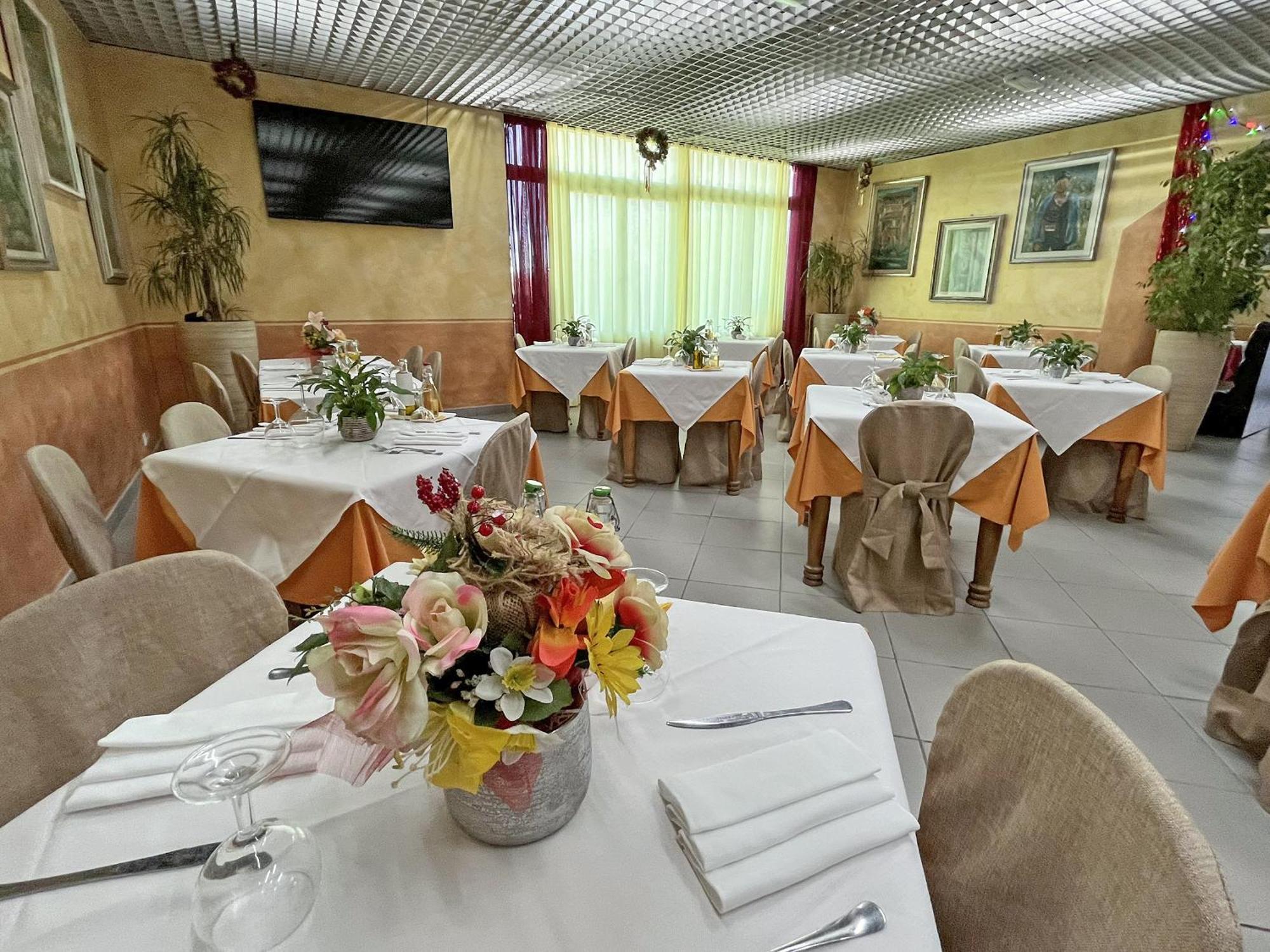 Hotel Il Parco - Parking Free & Restaurant -