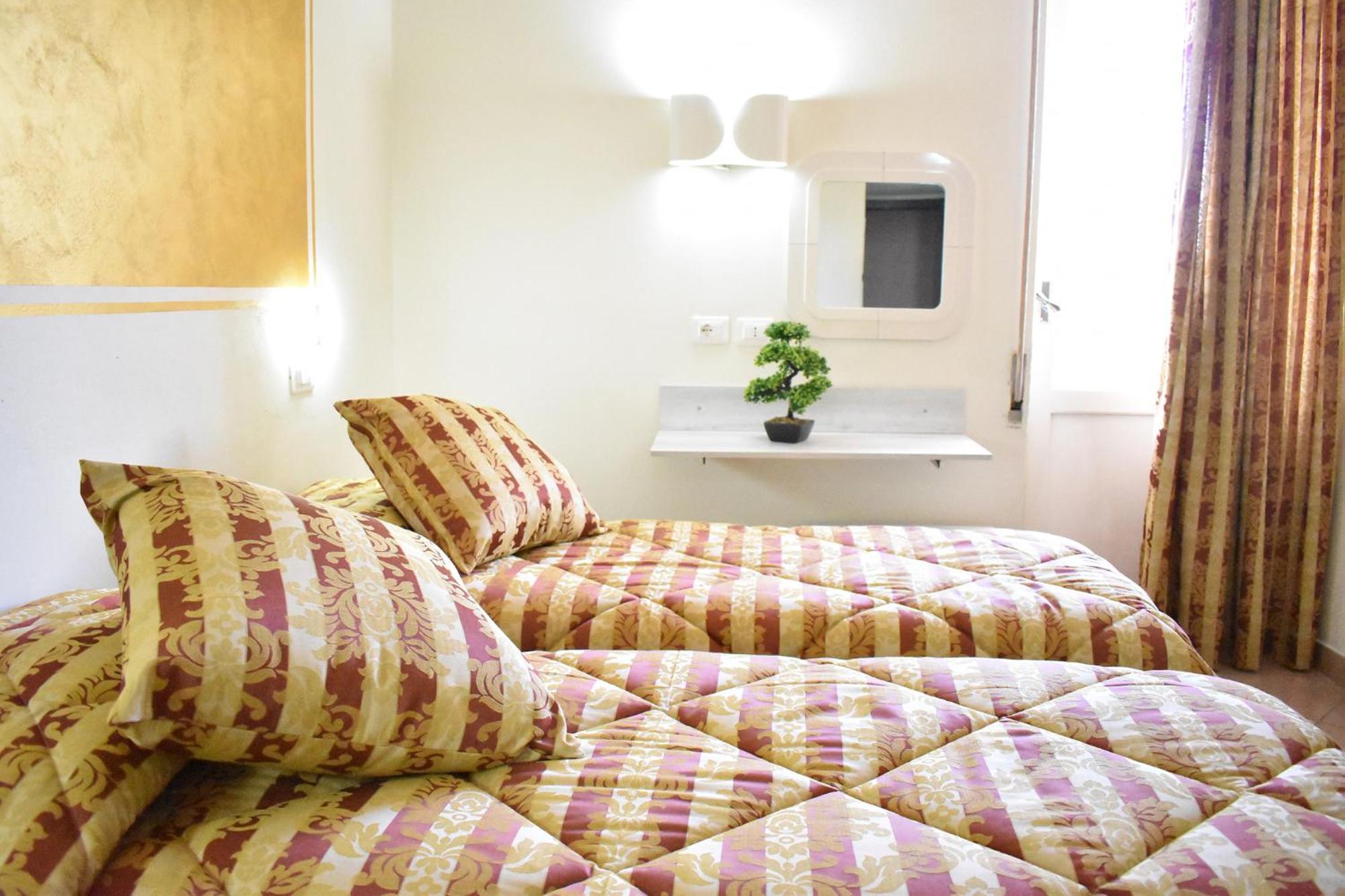 Hotel Il Parco - Parking Free & Restaurant - 3*