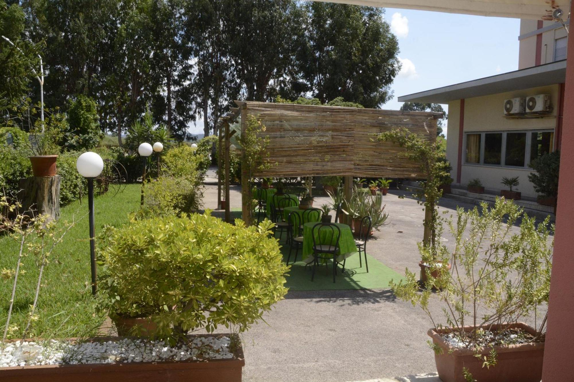 Hotel Il Parco - Parking Free & Restaurant -