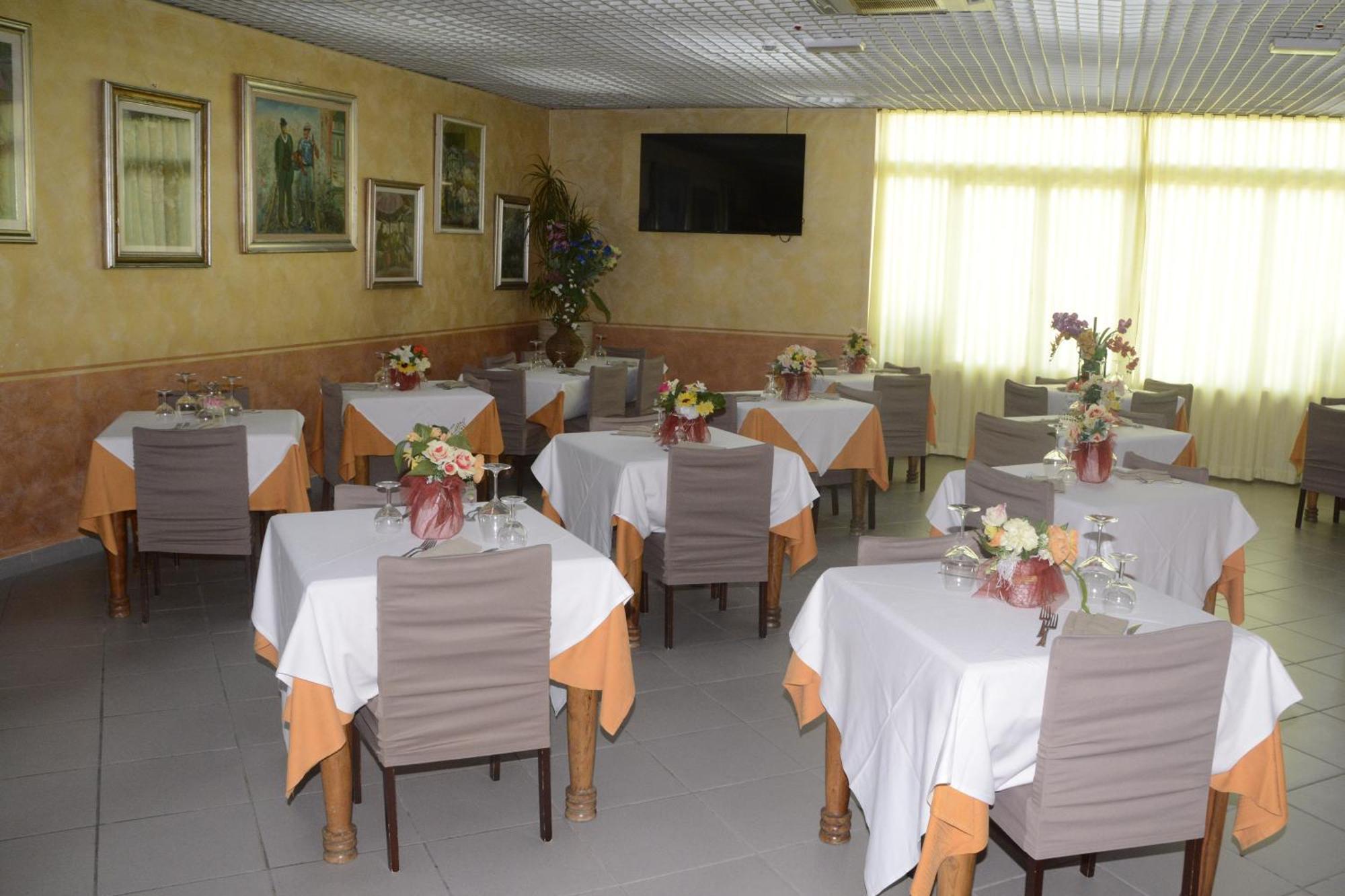 Il Parco - Parking Free & Restaurant - 3* Grosseto