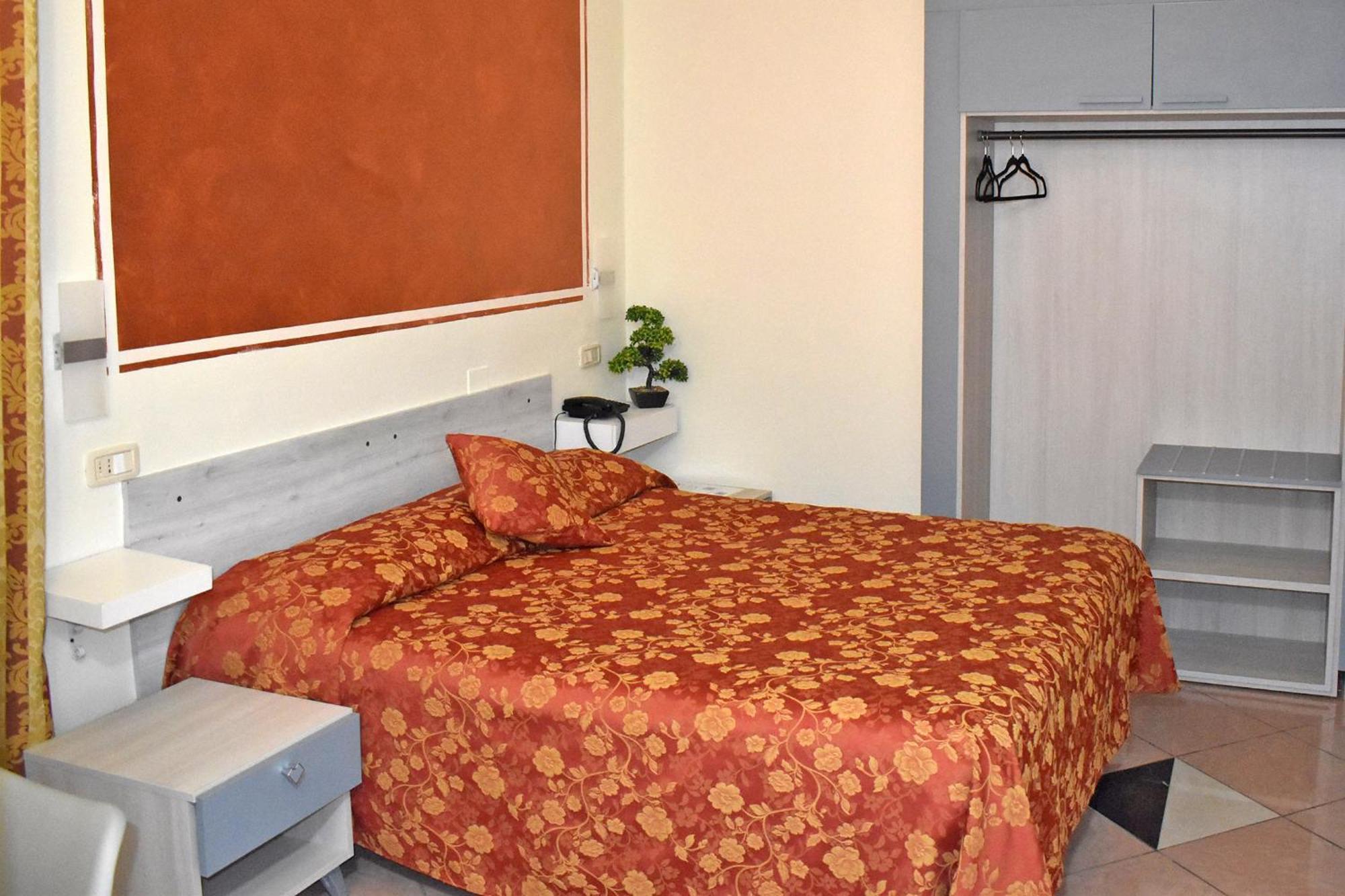 Hotel Il Parco - Parking Free & Restaurant -