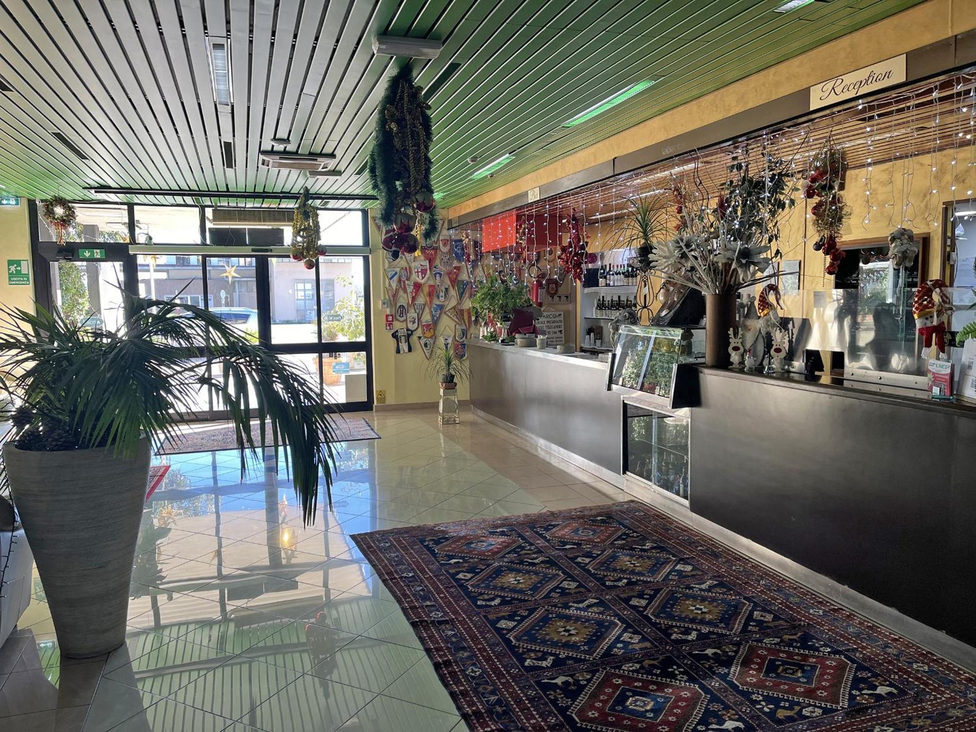 Il Parco - Parking Free & Restaurant -