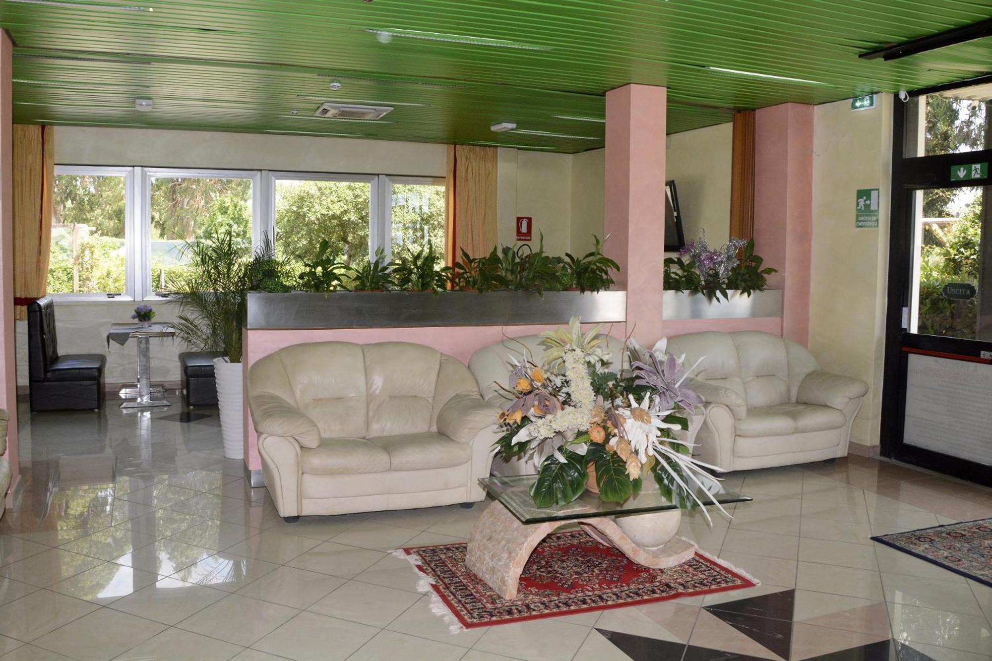 Il Parco - Parking Free & Restaurant -
