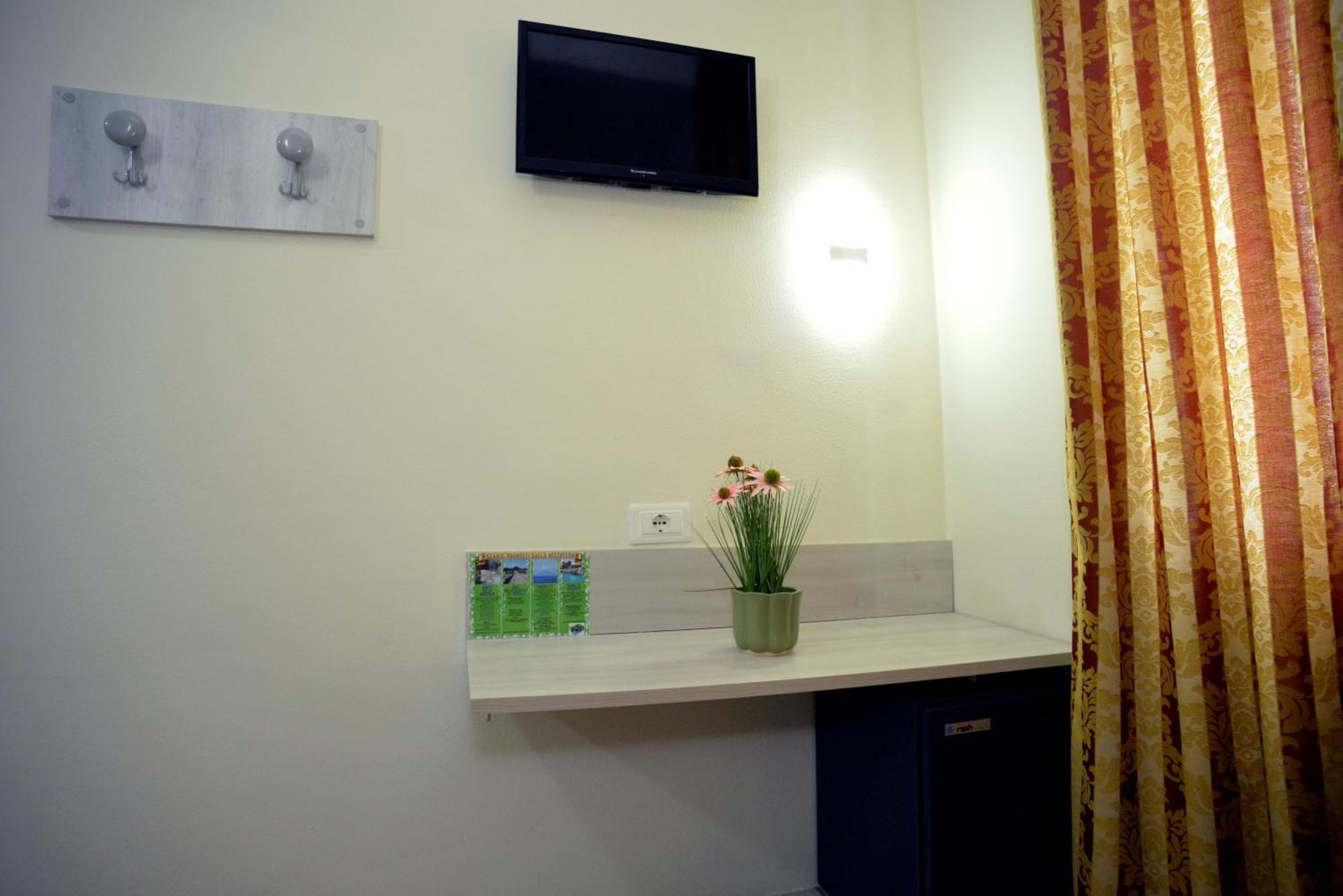Hotel Il Parco - Parking Free & Restaurant -
