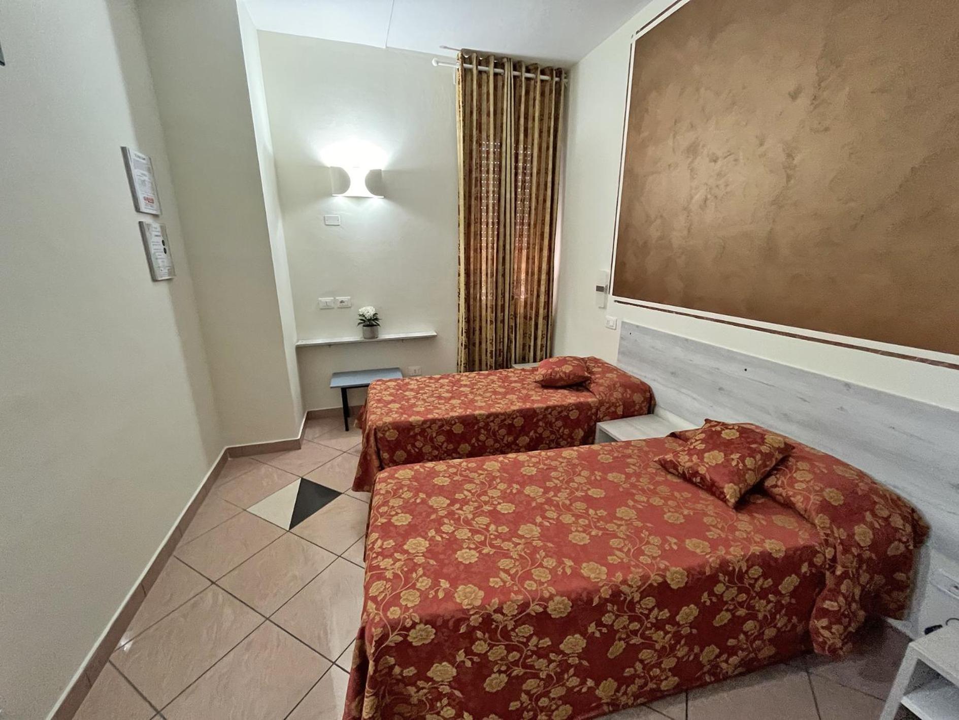 Hotel Il Parco - Parking Free & Restaurant -