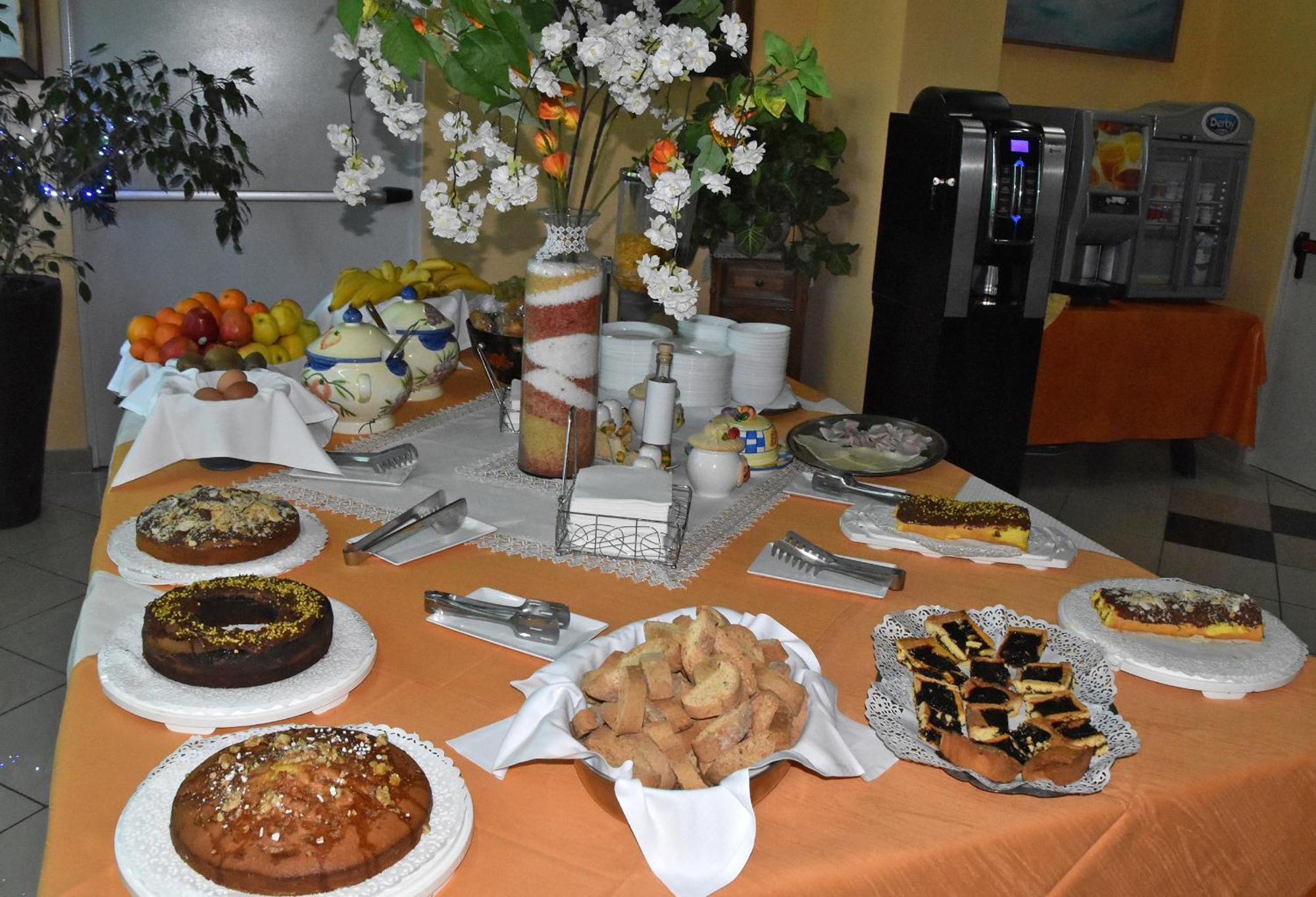 Il Parco - Parking Free & Restaurant -