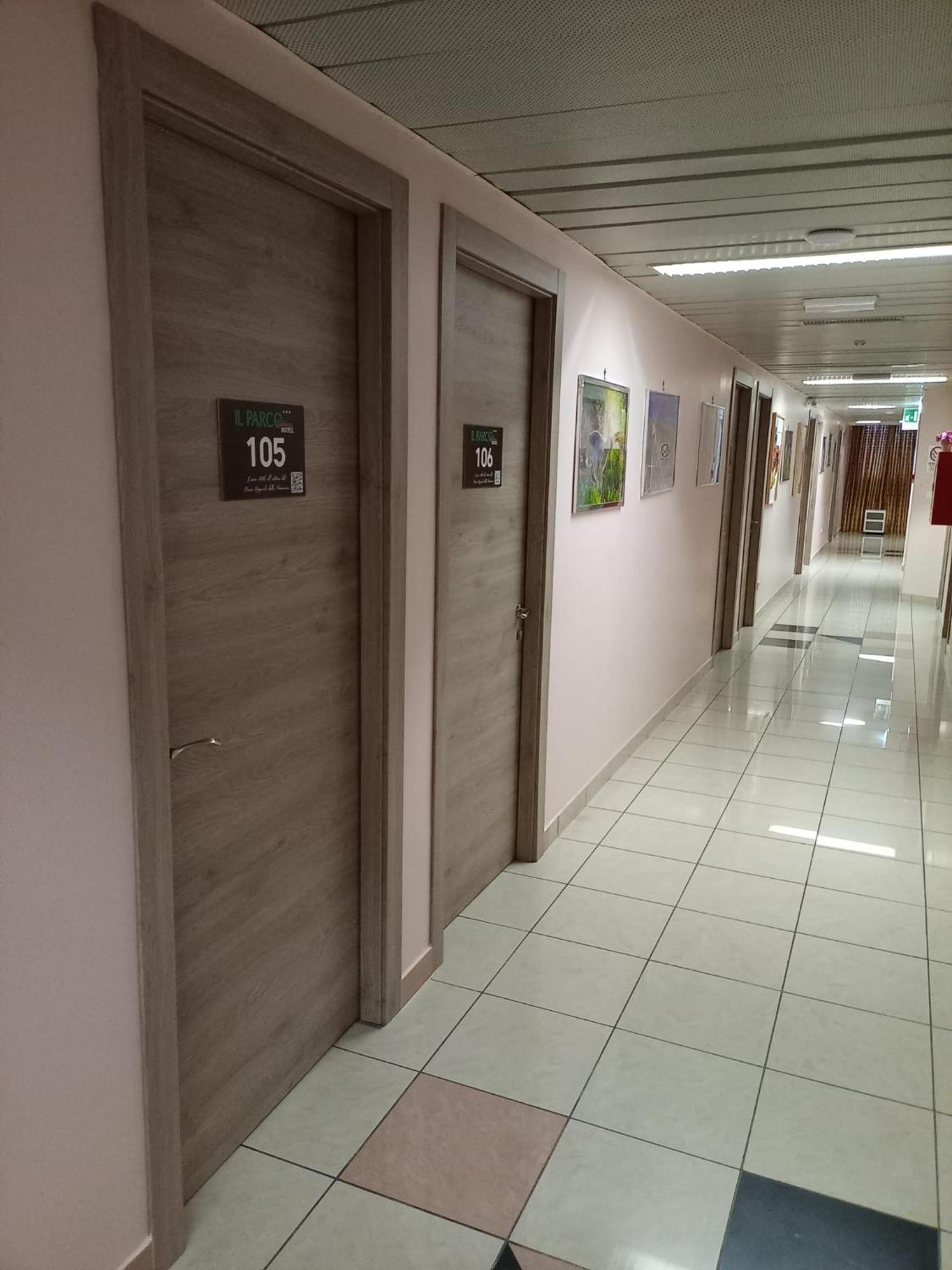 Il Parco - Parking Free & Restaurant -