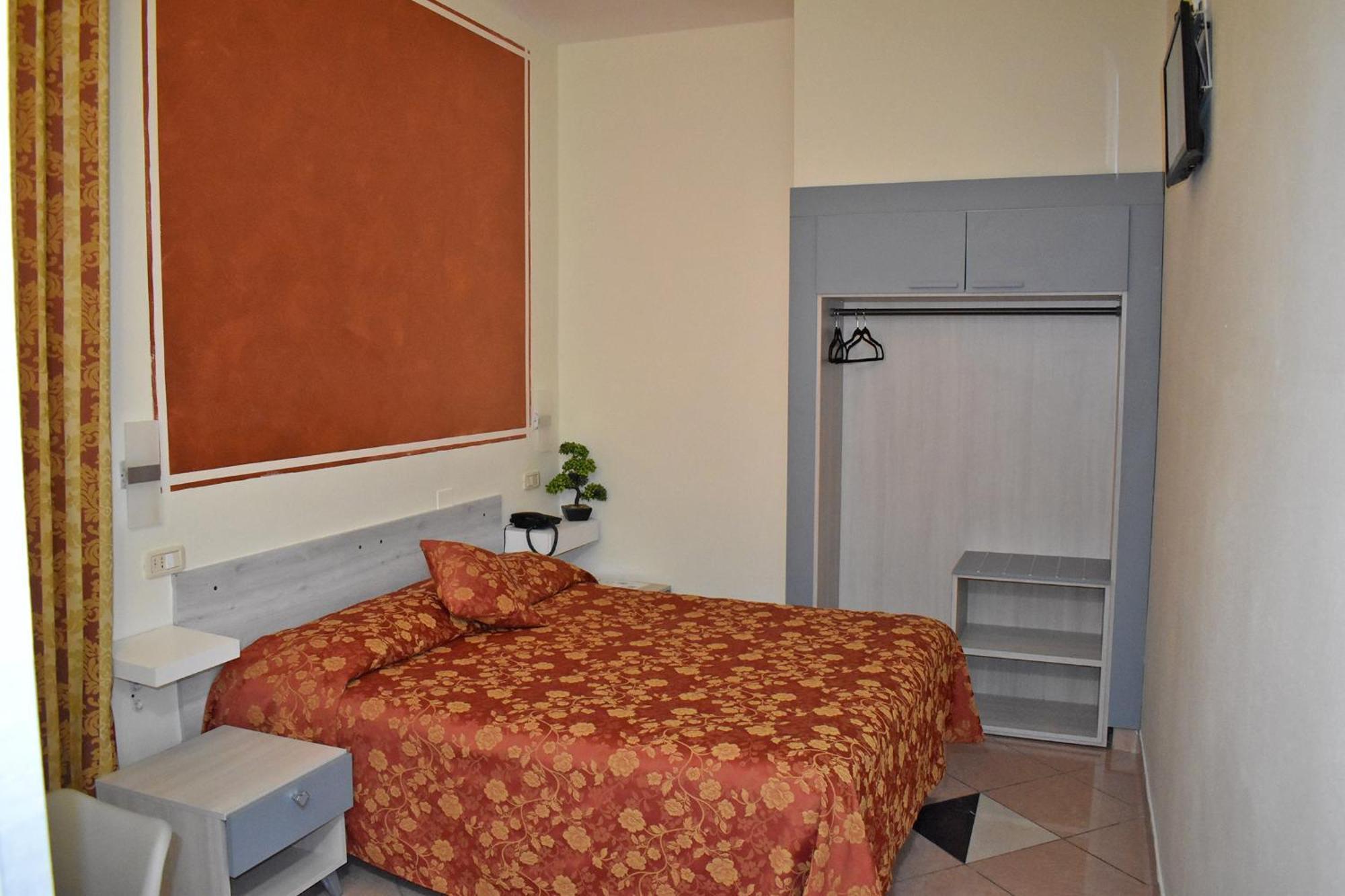 Hotel Il Parco - Parking Free & Restaurant - 3*