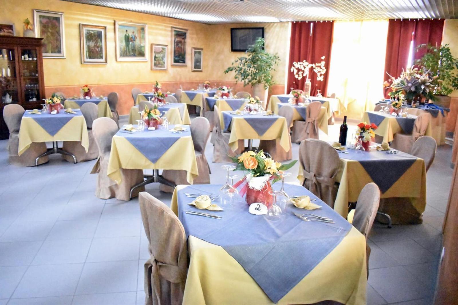 Il Parco - Parking Free & Restaurant -