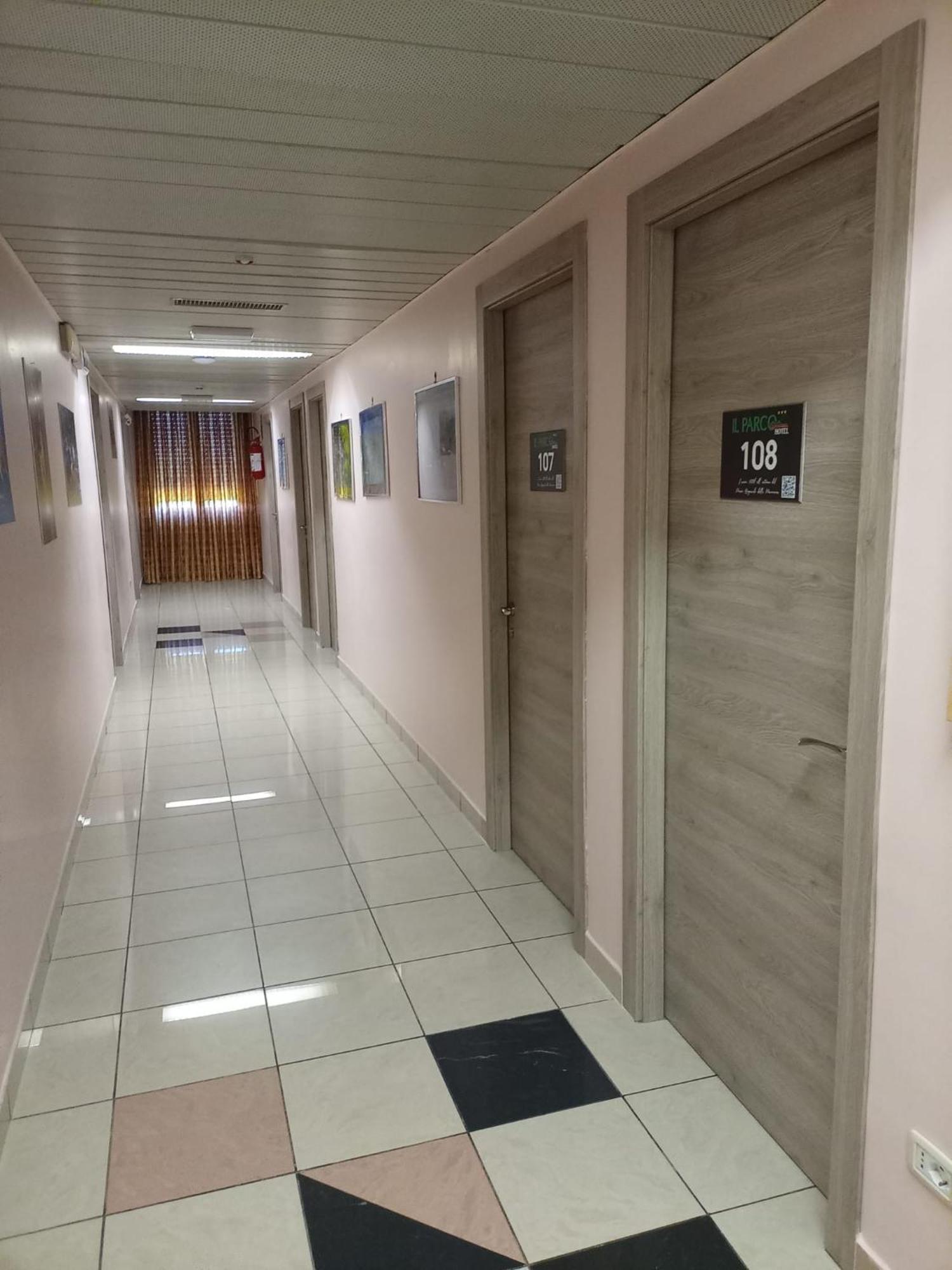 Il Parco - Parking Free & Restaurant - Hotel 3*